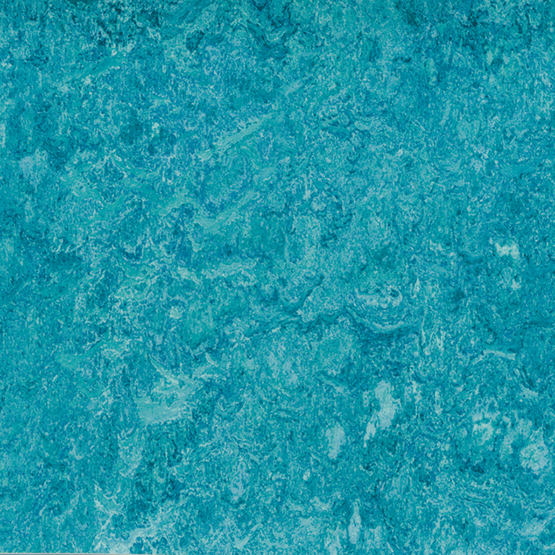 Odolnost vůči skvrnám a levné heterogenní podlahy